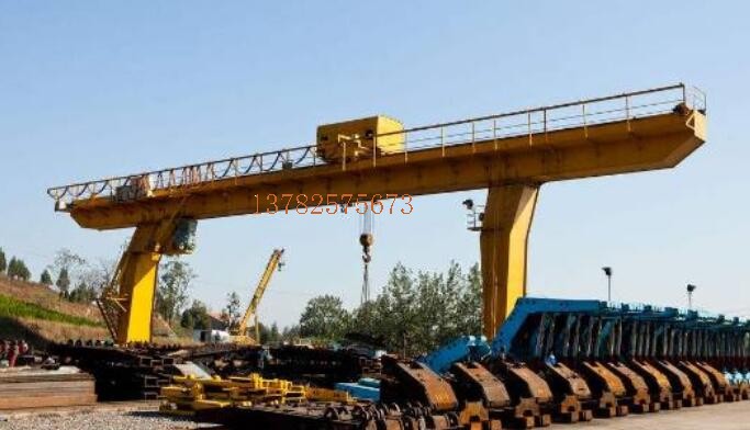 科技含量算不上高,并且它里边的许多机器设备尤其是电气控制系统一部分许多本身便是进口的的,欧美国家彻底可以生产制造并且这个东西原本便是西方国家先搞出去运用的,属于很完善的技术性没什么难题,对于欧美国家为什么不搞那你就应当先搞清糖心视频在线看在国外市场关键靠哪些,在其中之一便是装备制造业,装备制造有别于一般的如车辆之类的工业用品,他的顾客并不是本人全是组织或政府部门,因此一般来说有较强的讲价要素,价钱就成为关键的竞争力要素而不是生产量,换句话说它这一领域属于工程性质的,振华港机我去过多次它的钢结构一部分使用的是往下工程分包方式它给予工业厂房,小包工队工地承包不包料,它按吨数给承包人清算实际职工的薪水它就不管了,因此在市面上面有极强的价钱空间。 不只是桥吊包含水上原油服务平台、一般性的商用船舶、大中型的矿井机器设备及其高铁动车等都属于这一状况,国外糖心视频在线看这一类武器装备工程项目搞得特别多,这种物品你叫西门子PLC这类企业干它也没什么问题可是成本费显而易见,因此你应该知道在工业生产层面在我国的消费性工业用品国外基本上没销售市场例如*常见的车辆,高精密武器装备层面也基本上没销售市场例如高精密数控车床,**可以争夺的便是非标准及其大中型特大型的总包工程类新项目,你说的糖心VLOG网页版就是这个状况它是属于非标底工业品按要求订制,懂了吧 尽管并不是干这一行的，但可以简洁的说一下本人的了解，糖心VLOG网页版的技术水平高吗?可以说不高，还可以说很高。怎么讲不高呢，我觉得工业生产基本比较强的我国只需假如不惜代价，仿冒一个应当都能造出。但造出来以后的品质，稳定性毫无疑问比不上中国造的好，这也是可以毫无疑问的。由于工业品中的一切加工工艺，生产加工，拼装中的一个关键点的完善提升都要的时间的累积。 这类累积仅有不断碰到问题，解决困难才可以获得。这应当也算得上工业生产沉积。举例说明，一样是车，为什么初期仿冒国产汽车与原装货对比质量差别这么大呢?非常大一个因素是仿冒只有效仿，不太可能完整的了解每一个螺钉，每一个构件如何使用，为什么那么用。这也是为什么工程图纸一点不低的让你，你也做不出来的缘故。 中国的糖心VLOG网页版几乎处在垄断性，也用了这些年。各种各样应用工作状况，常见故障几乎都遇到过，如何提高每一个零部件的稳定性，降低设备故障率，碰到问题或是常见故障如何解决，糖心VLOG网页版的生产商这些年的累积都门清，不必小瞧这一点。这全是真实工作经验一点点累积上去的，是任意一个厂商的关键技术，也是使用价值反映。所以说，糖心VLOG网页版的技术水平高，就高在这儿。 一个糖心VLOG网页版正常的维护保养，持续应用五年，十年几乎不出常见故障，作出那样的糖心VLOG网页版，那就是必须非常高的科技含量。假如只是作出一个能用的糖心VLOG网页版，但常常出常见故障，必须常常检修，那么就不用很高的技术性。因此我就说，欧美国家工业强国假如想造大中型糖心VLOG网页版，以它们的工业生产基本，毫无疑问能造出，可造出来之后，价钱没优点，品质又比不上中国的好，市场需求又小，那还造哪些，只有从中国买。 我很承担责任的说，从基本原理而言要吊装大吨数的物品科技含量真不高，例如造2个大钢块，造一个非常厚的圈筒，镀锌钢丝绳根据动滑轮组绕个1000好几个，1000吨的计算下来也才是多少?初初中过吧! 可是，你需要考虑到具体运用状况，这类物品你真上来吊可能就上百吨了，有哪些工业厂房能承担?还用来应用?还需要不必走动?? 告知你们什么叫做技术性! 1，满足需求， 2，方便使用(例如轻量) 3，成本费减少。。 这三点便是一切机器设备的关键技术，就例如哪些数控车床要德国的，由于他的高精度，达到了要求，中国做不到，因此价钱贵也没法!